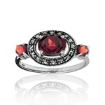 Marcasite and Garnet 3-stone Ring Marcasite and Garnet 3-stone Ring